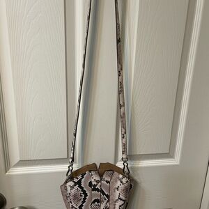 Vince Camuto Gray Black Crossbody Bag with Snakeskin Print